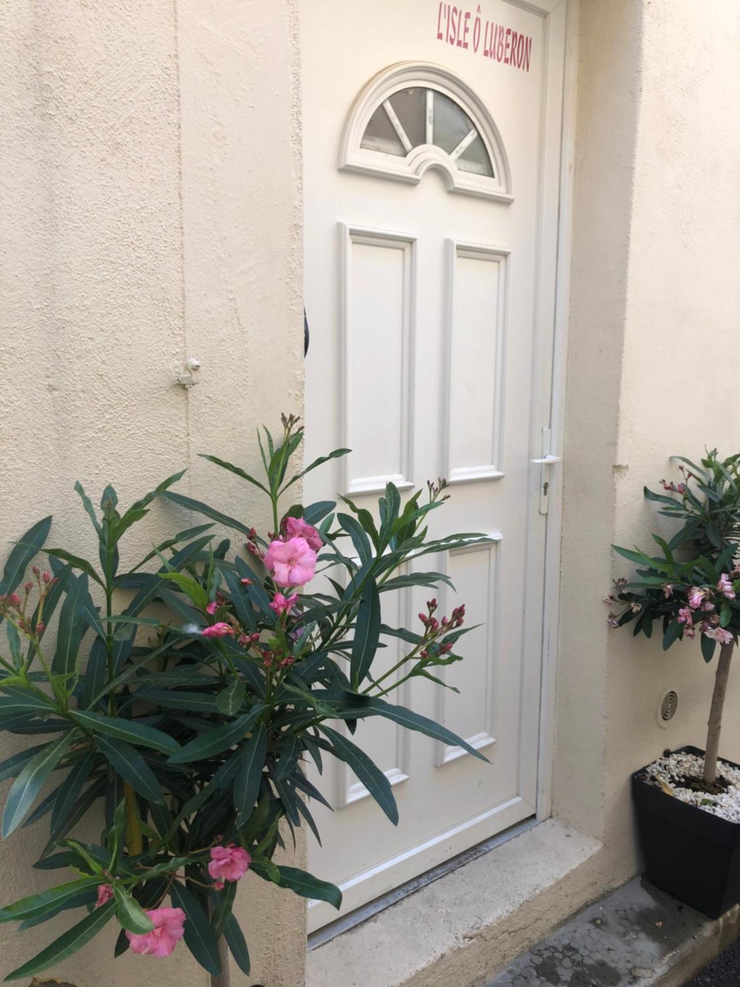 Ferienwohnung L'Idylle LʼIsle-sur-la-Sorgue Exterior foto
